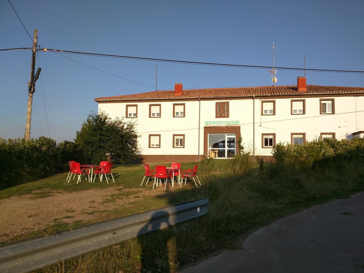 Auberge de jeunesse Residencial El Cuartel à Granon Extérieur photo